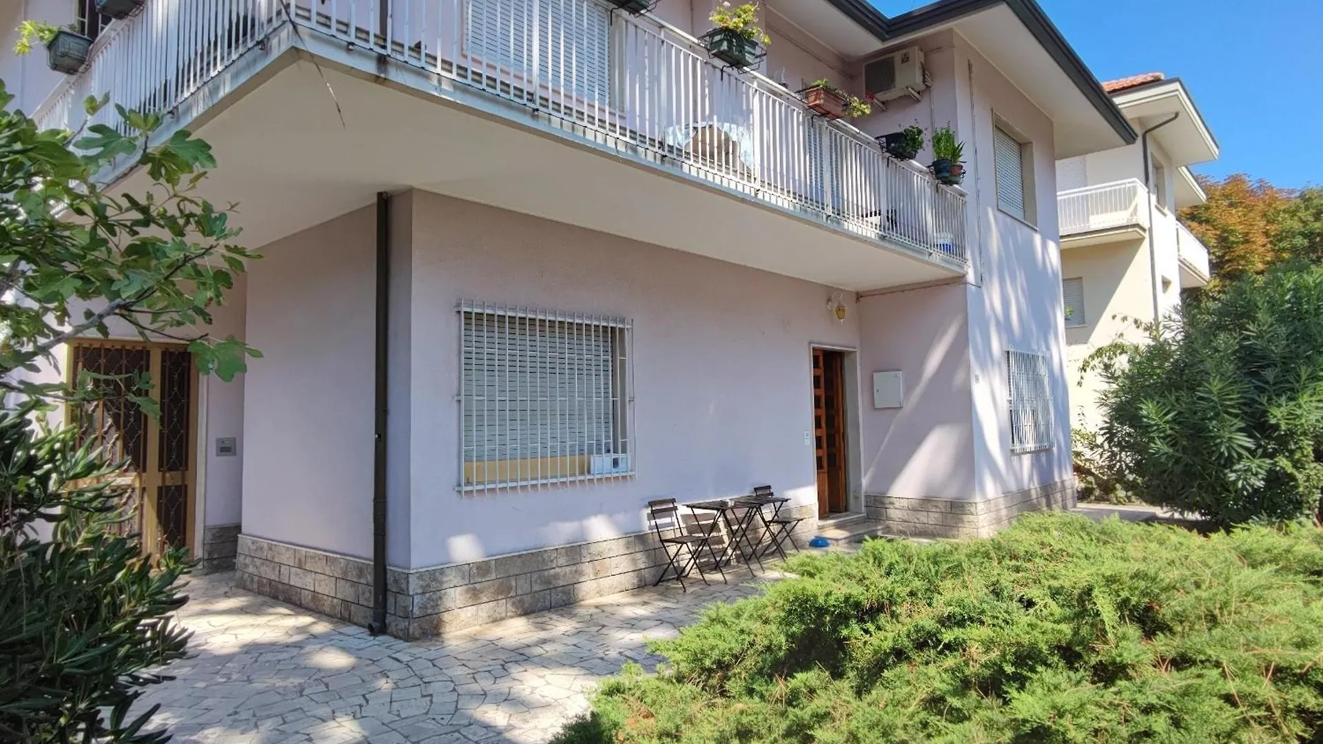 Ampio Bilocale Con Giardino Apartment Riccione